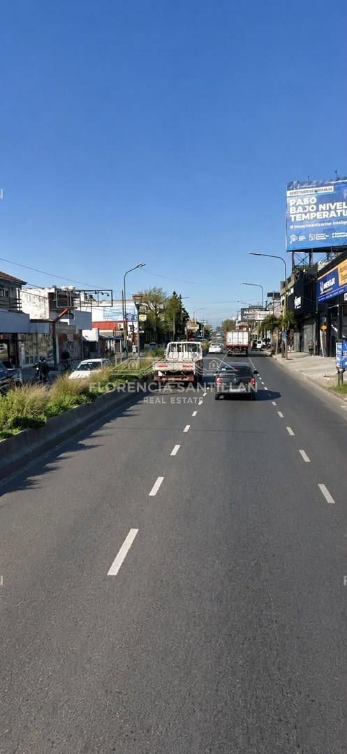 Foto de Depósito en Alquiler en Lomas de Zamora, G.B.A. Zona Sur, Argentina, imagen 1