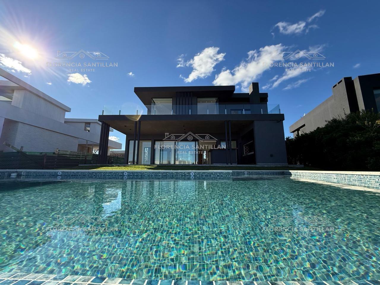 Casa Chalet en Venta en El Cazador, Escobar, G.B.A. Zona Norte