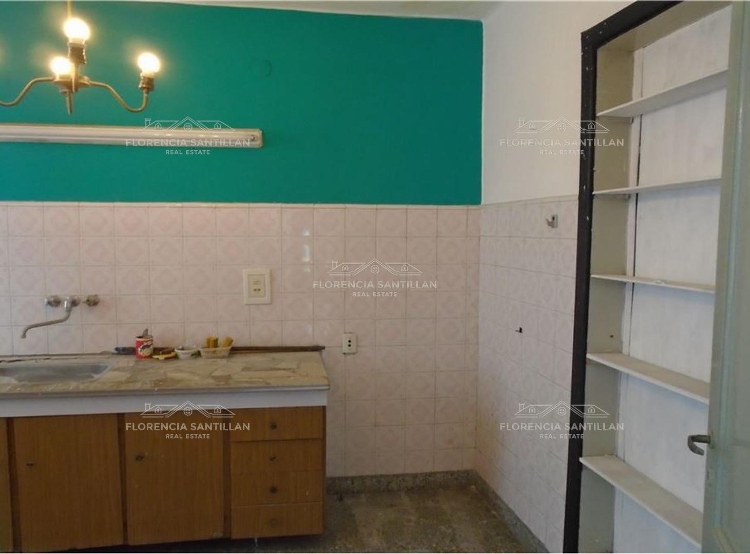 Foto de Casa de 4 ambientes con cochera en Venta en Alejandro Korn, San, imagen 3