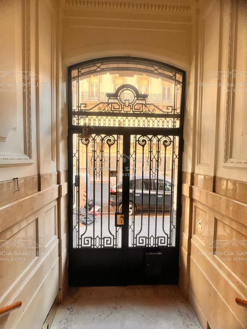 Foto de Departamento 5 ambientes en Venta en Balvanera, Capital Federal, Buenos, imagen 1
