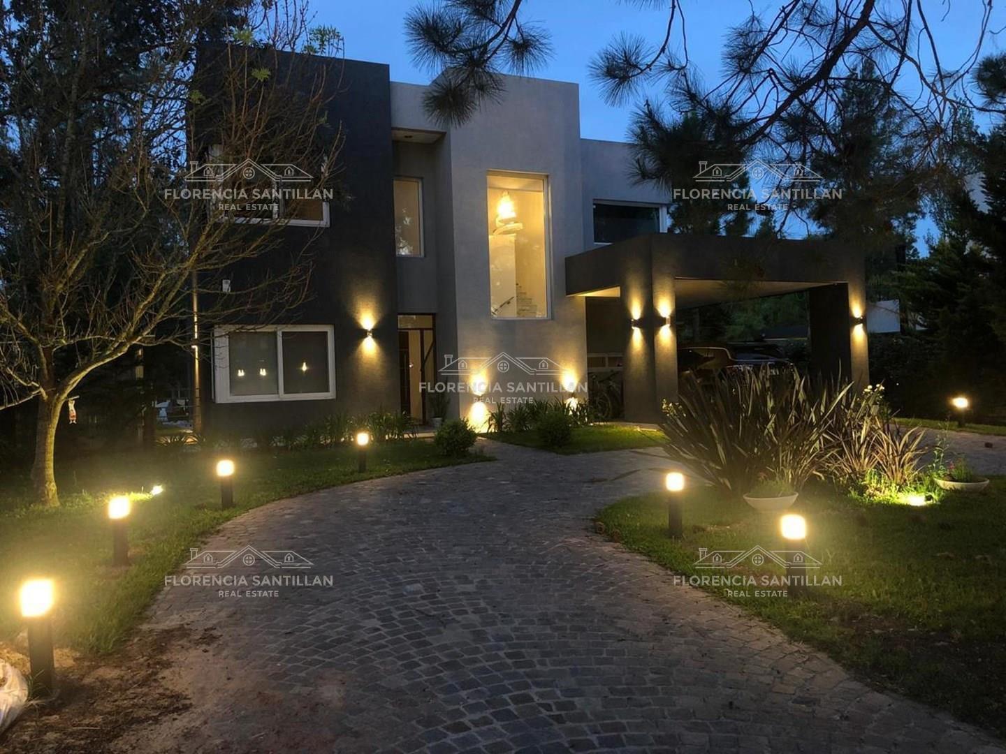 Foto de Casa en Venta en Club Miralagos, La Plata, G.B.A. Zona Sur, imagen 3