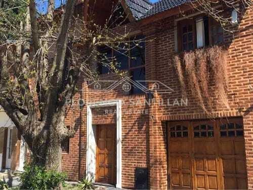 Foto de Casa Chalet 5 ambientes en Venta en La Plata, G.B.A. Zona Sur, Argentina, imagen 3