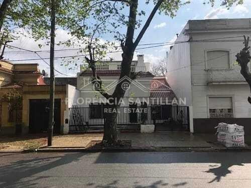 Foto de Casa Chalet de 5 ambientes en Venta en La Plata, G.B.A. Zona Sur, imagen 2