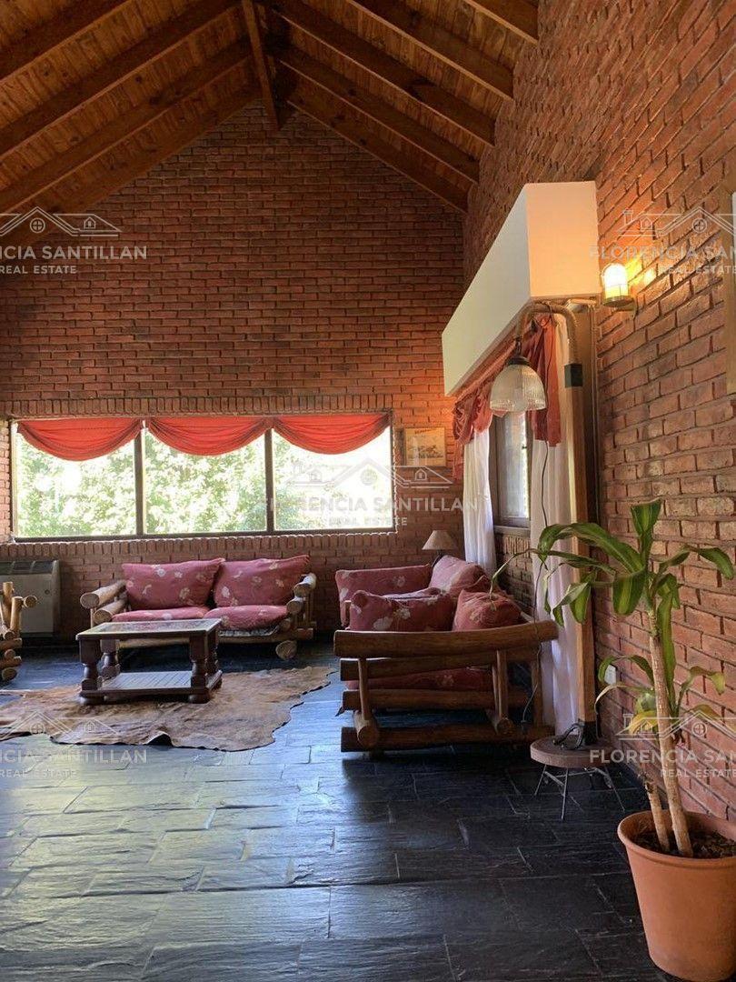 Foto de Casa de 4 ambientes con cochera en Venta ubicado en Guernica, imagen 3