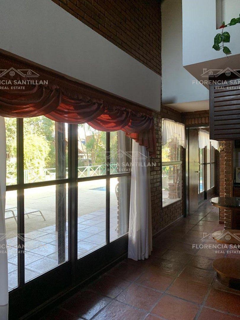 Foto de Casa de 4 ambientes con cochera en Venta ubicado en Guernica, imagen 4