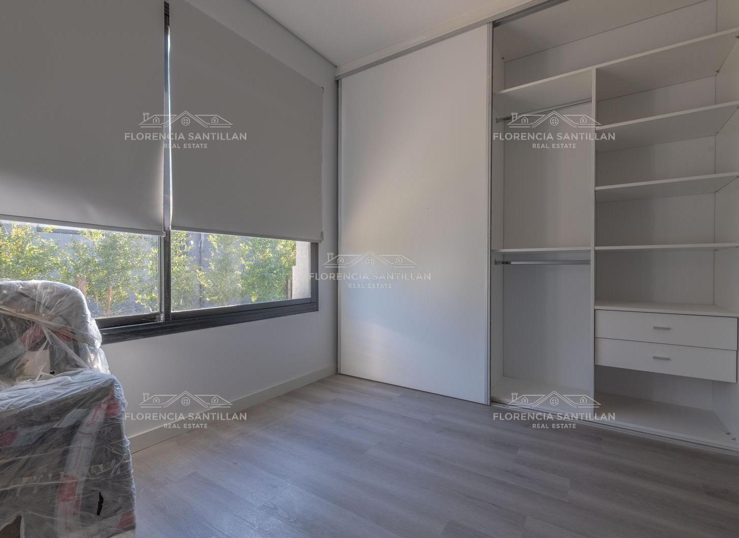 Foto de Casa Chalet de 5 ambientes en Venta en Puertos, Escobar, G.B.A. Zona, imagen 1