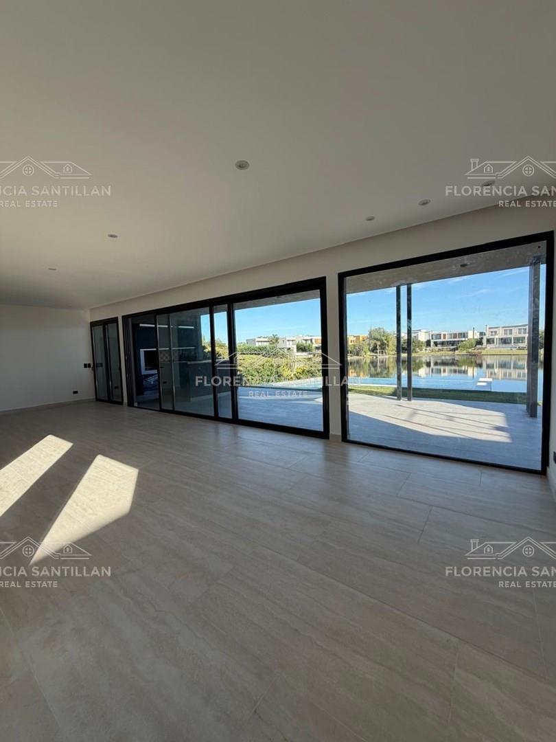 Foto de Casa Chalet en Venta en El Cazador, Escobar, G.B.A. Zona Norte, imagen 4