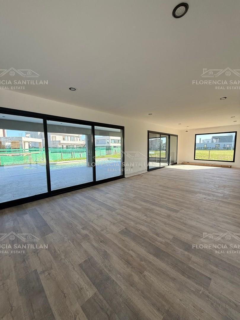 Foto de Casa en Venta en La Providencia Resort & Country Club, Canning, Ezeiza, imagen 1