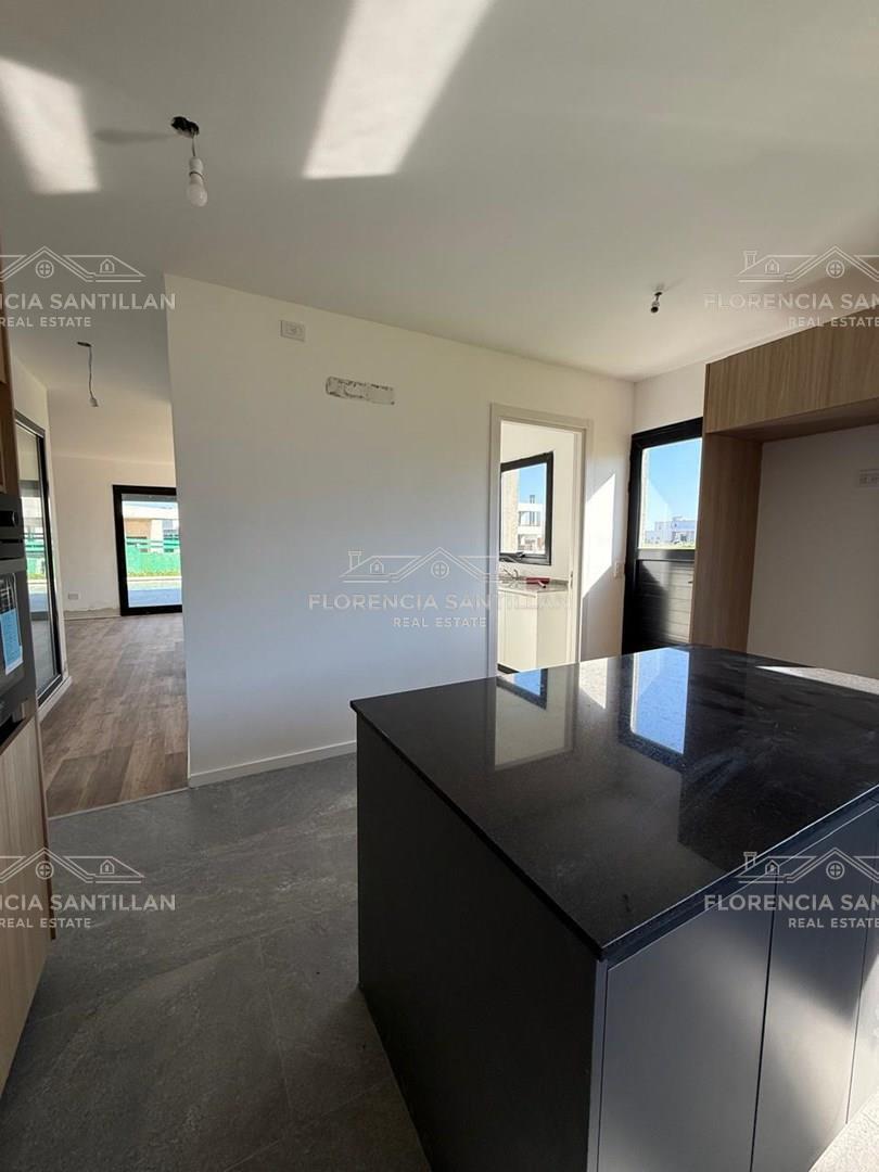 Foto de Casa en Venta en La Providencia Resort & Country Club, Canning, Ezeiza, imagen 2