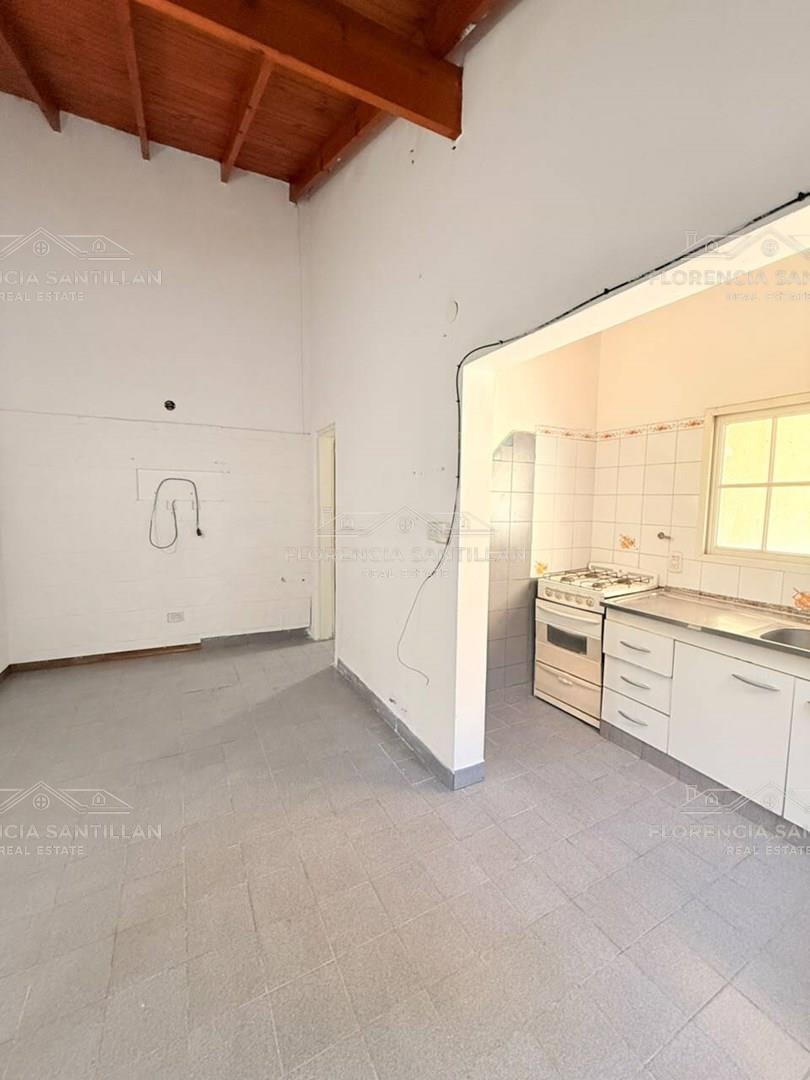 Foto de Departamento PH en Alquiler en Lanús Oeste, Lanús, G.B.A. Zona Sur, imagen 5