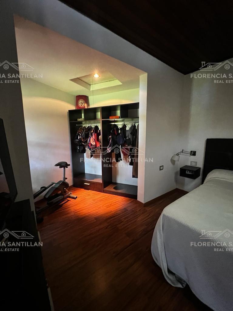 Foto de Casa Chalet de 5 ambientes en Venta en Adrogué, Almirante Brown, G.B.A, imagen 1