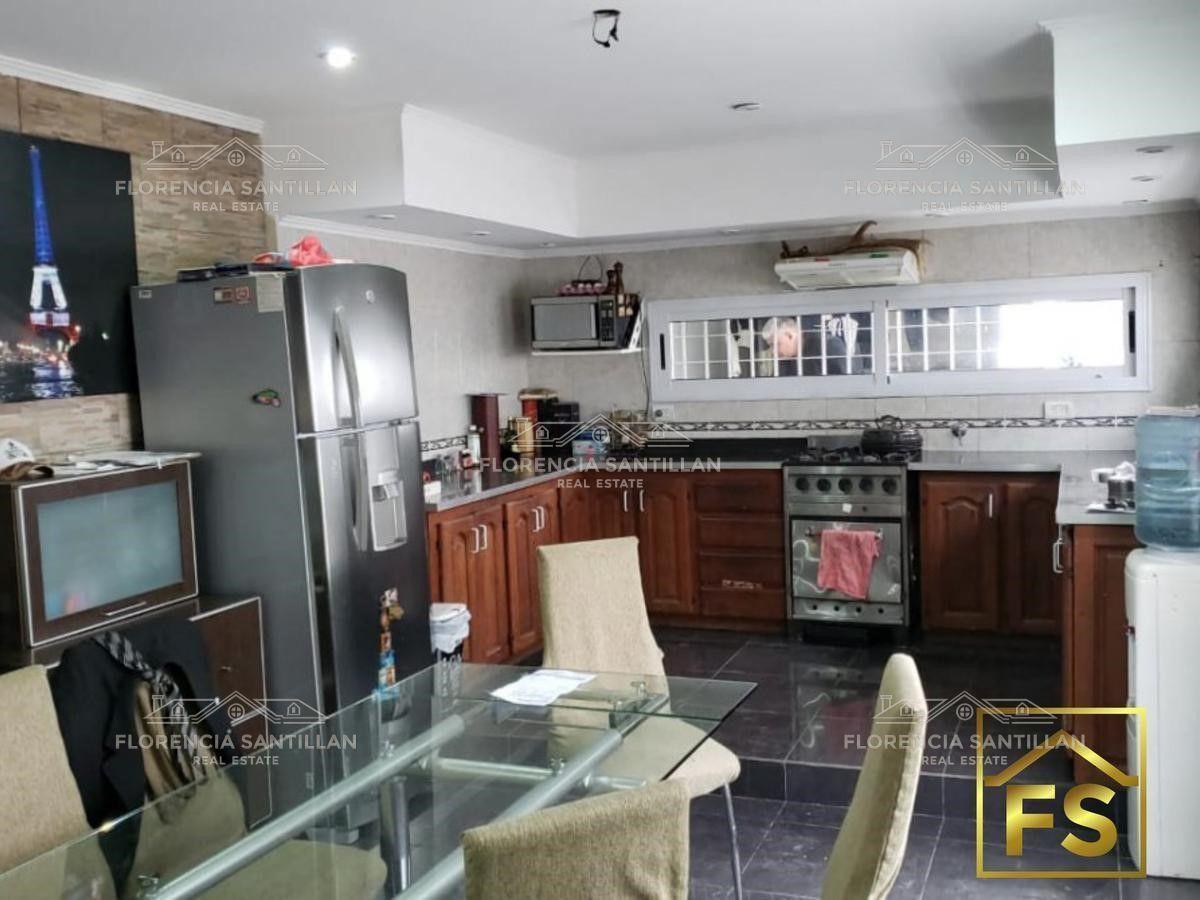 Foto de Casa de 5 ambientes con cochera en Venta ubicado en Monte Grande, imagen 5