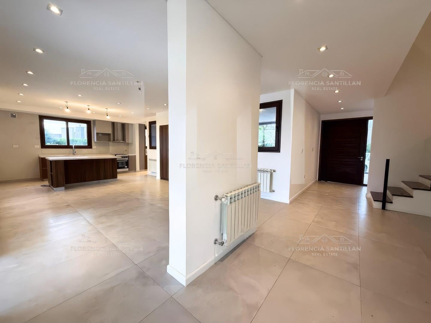 Foto de Casa en Venta en Terralagos, Canning, Ezeiza, imagen 2