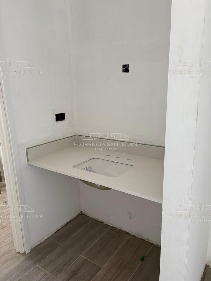 Foto de Departamento Semipiso en Venta en La Plata, G.B.A. Zona Sur, Argentina, imagen 3