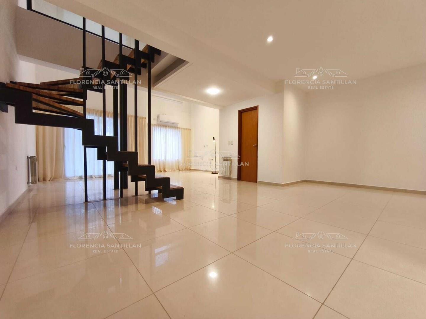 Foto de Departamento Dúplex en Venta en La Plata, G.B.A. Zona Sur, Argentina, imagen 3