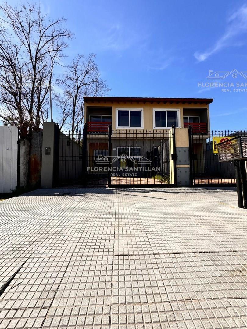 Foto de Casa Chalet de 4 ambientes con cochera en Venta en Llavallol, Lomas de, imagen 5