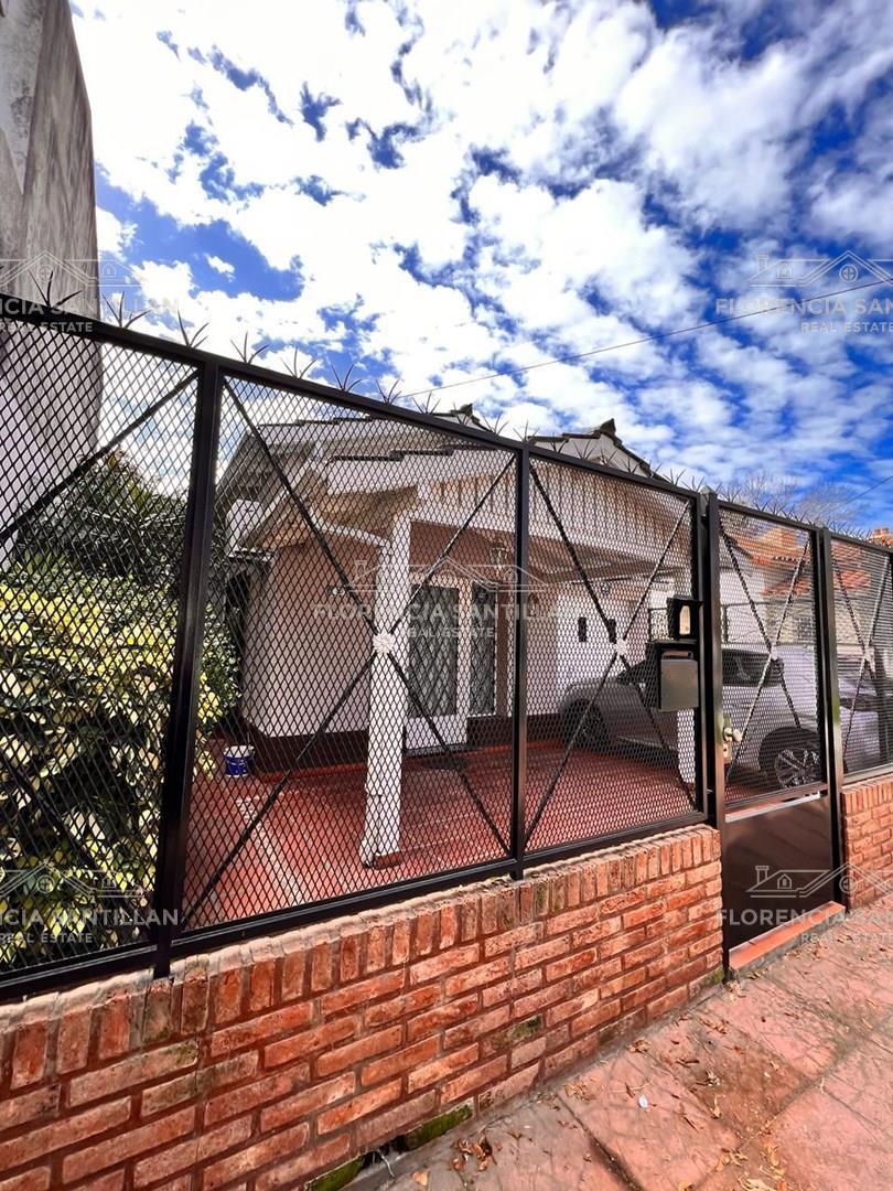 Foto de Casa Chalet en Venta en Lanús, G.B.A. Zona Sur, Argentina, imagen 3