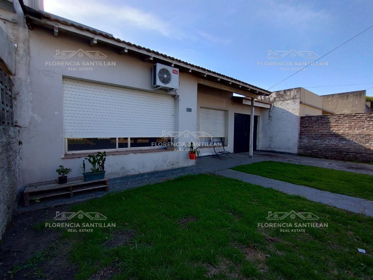 Foto de Casa Chalet de 3 ambientes con cochera en Venta en Temperley, Lomas de, imagen 3