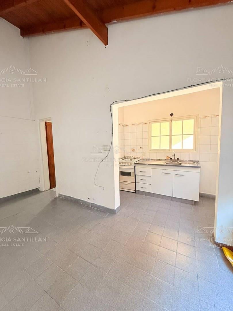 Foto de Departamento PH en Alquiler en Lanús Oeste, Lanús, G.B.A. Zona Sur, imagen 4
