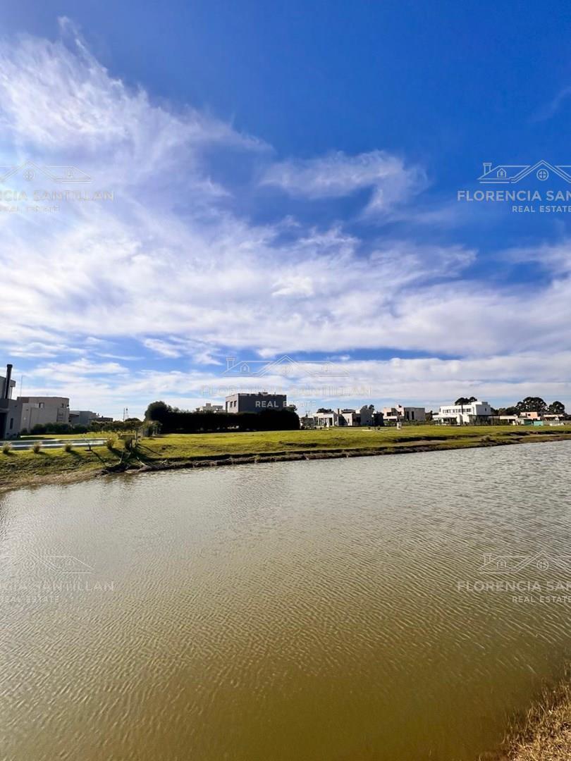 Foto de Casa en Venta ubicado en Canning, Ezeiza, G.B.A. Zona Sur, imagen 1