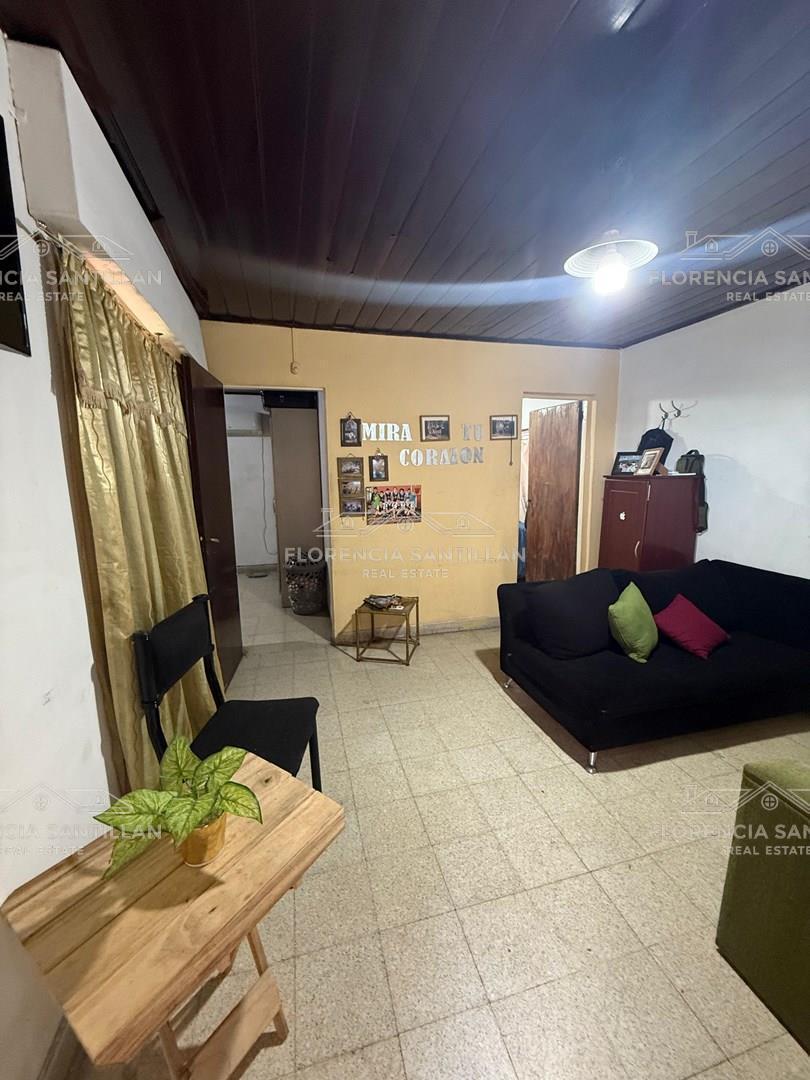 Foto de Casa Quinta en Venta en Luis Guillón, Esteban Echeverría, G.B.A. Zona, imagen 4