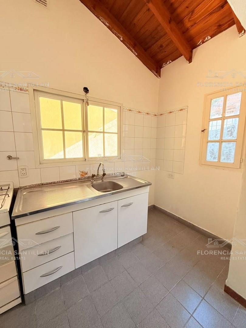 Foto de Departamento PH en Alquiler en Lanús Oeste, Lanús, G.B.A. Zona Sur, imagen 2