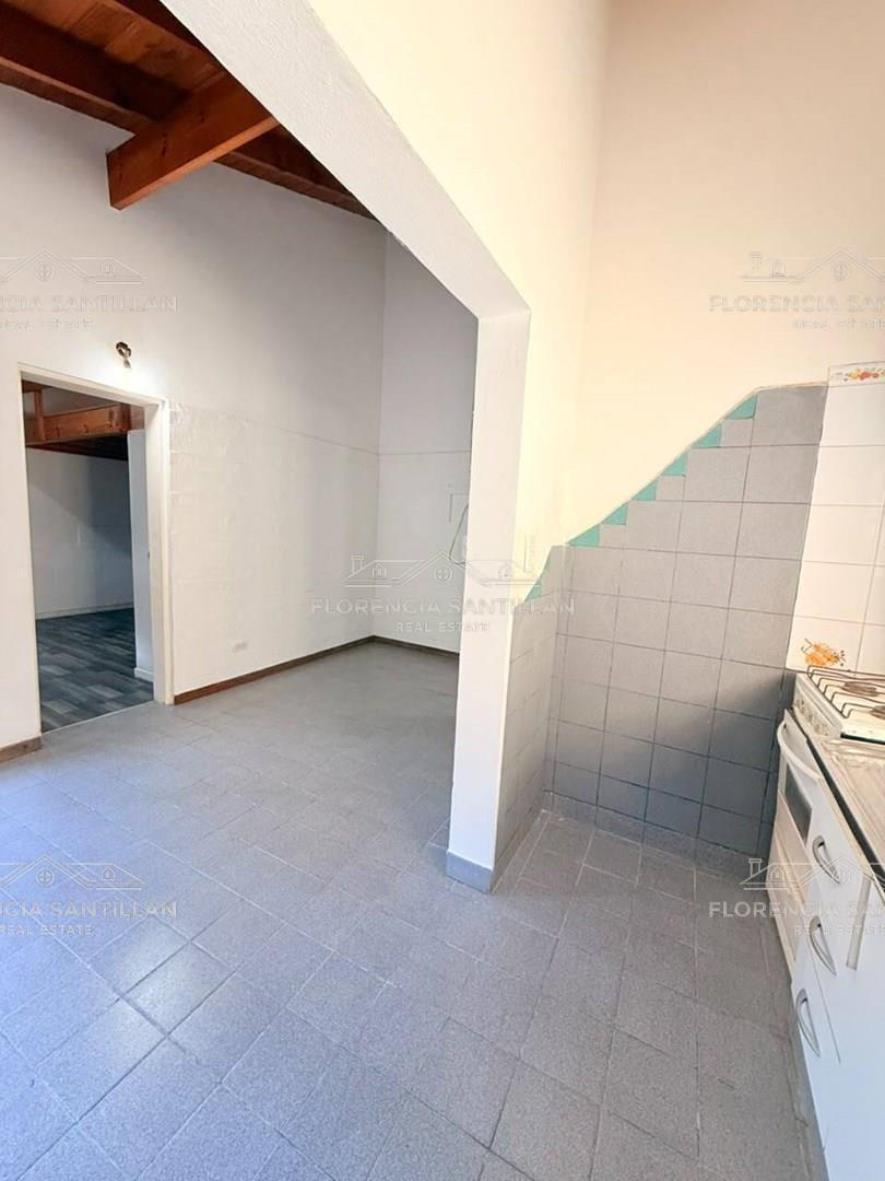 Foto de Departamento PH en Alquiler en Lanús Oeste, Lanús, G.B.A. Zona Sur, imagen 5