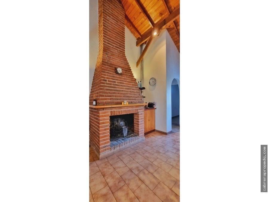 Foto de Casa Chalet de 4 ambientes con cochera en Venta en Mar Del Plata, imagen 3