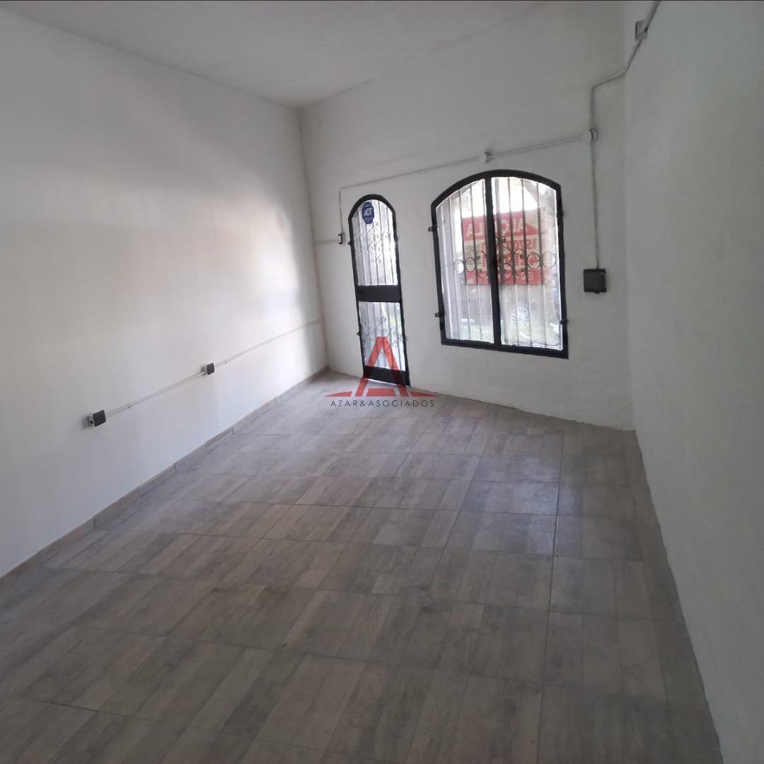 Foto de Laplace 5283, Villa Belgrano. Local en ALQUILER!!, imagen 1