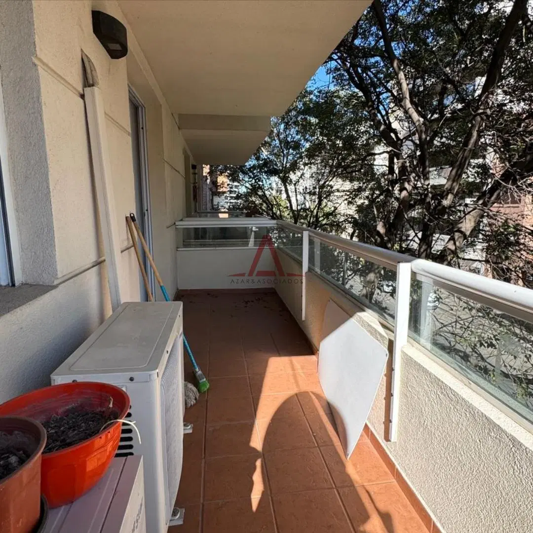 David Luque 140, General Paz. Depto de 1 dorm. y balcon en ALQUILER! 3