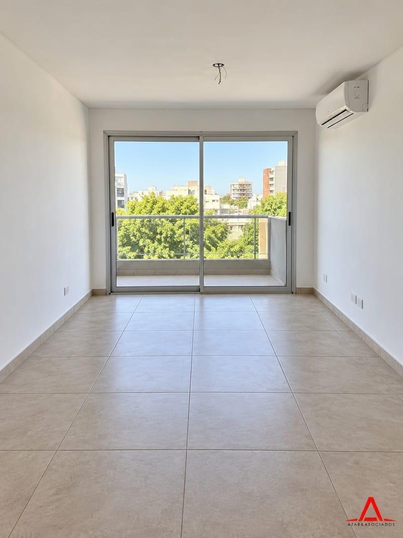 Foto de Casa de 4 dormitorios en venta - Misiones 377, Alberdi, imagen 5