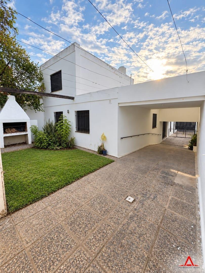 Foto de Casa de 4 dormitorios en venta - Misiones 377, Alberdi, imagen 3