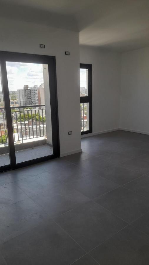 Departamento en Venta de 2 Dorm. C/ Cochera en Centro Norte. 4