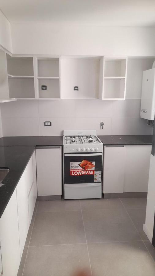 Departamento en Venta de 2 Dorm. C/ Cochera en Centro Norte. 2