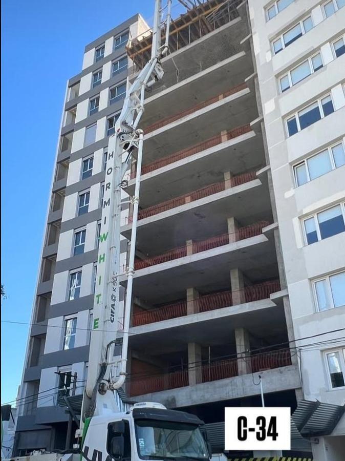 Precioso Departamento Semipiso en Construcción en Corrientes 34 3