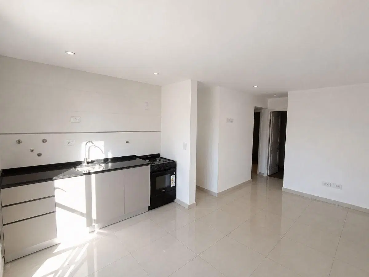 Venta Departamento de 2 ambientes a estrenar La Perla 3