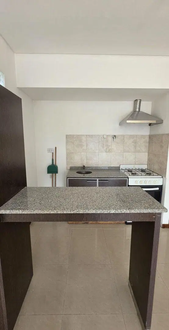 Venta Monoambiente con Balcón en Lomas del Mirador 3
