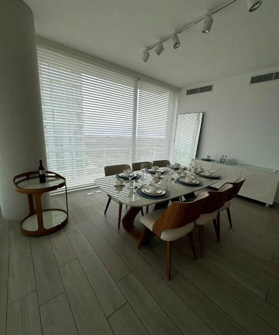 Exclusivo semipiso de 5 ambientes en SLS Puerto Madero – Piso alto con vistas privilegiadas 5