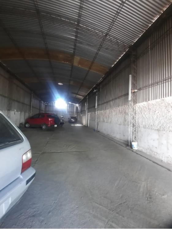 Venta de Galpón 220 m², B° Alto Alberdi 1