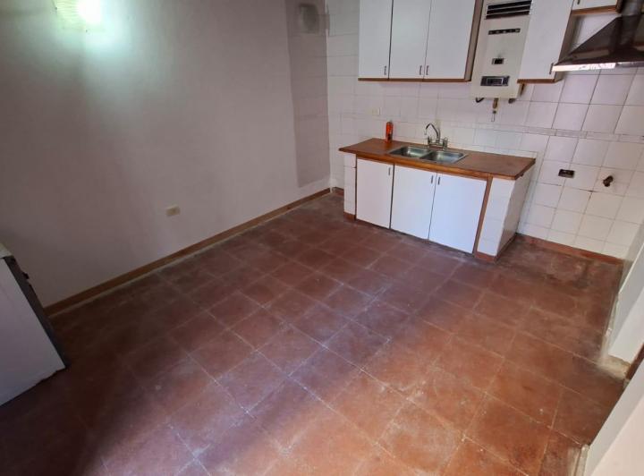 Alquiler dpto 1 dorm, duplex, B° Gral Paz 2