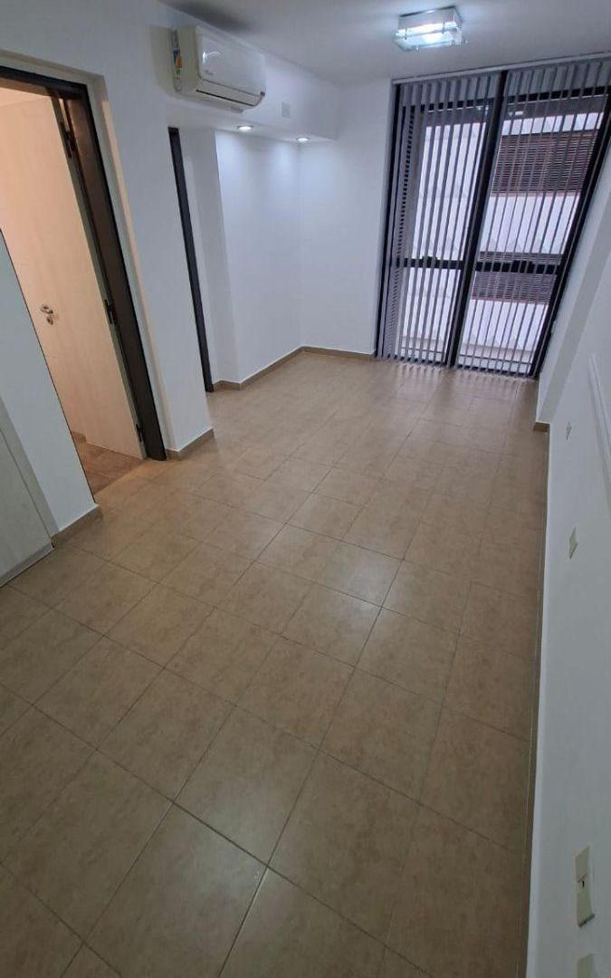 Foto de Se alquila Hermosa oficina, Centro. Gran vista. Categoría!, imagen 2