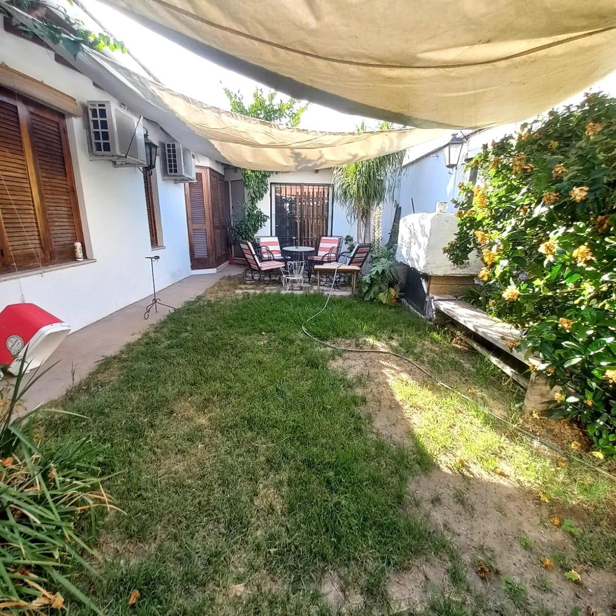 Vendo Hermosa y Amplia Casa en Dorrego, Guaymallén Usd 4