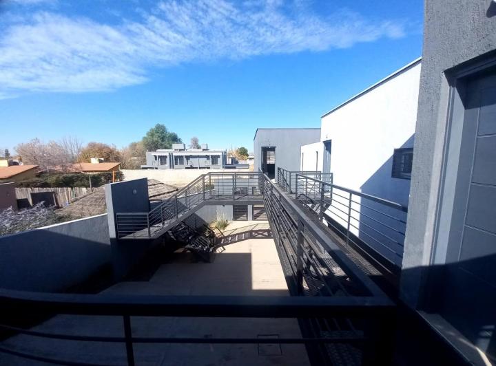 Vendo a Estrenar Departamento de 2 hab en centro de Luján de Cuyo 4