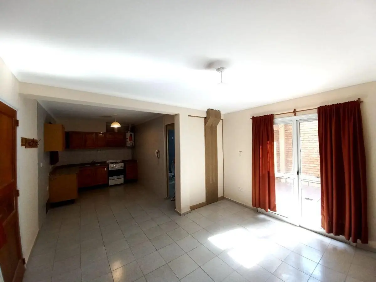 DEPARTAMENTO en ALQUILER en pleno Centro de Luján de Cuyo, Calle Chaco 5