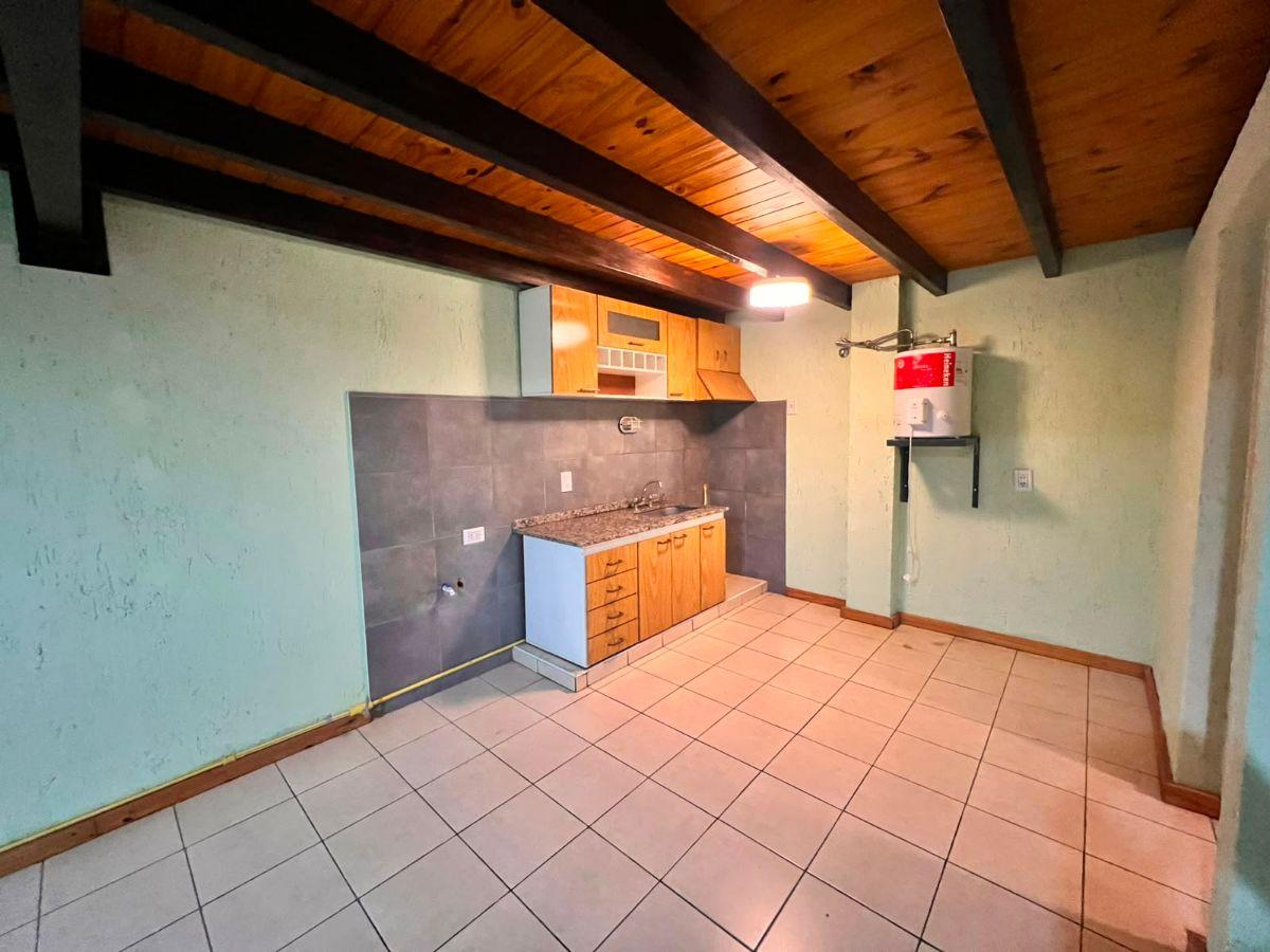 Foto de Excelente departamento en ALQUILER ubicado en el Centro de Luján de, imagen 3