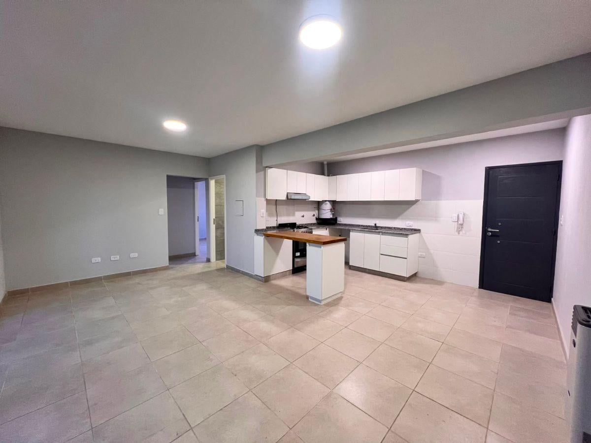 Foto de Hermoso departamento a estrenar en ALQUILER ubicado en un complejo, imagen 2