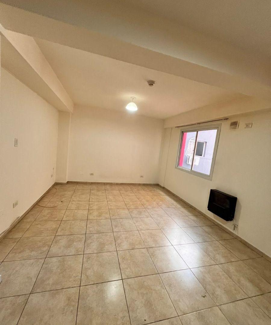 Foto de Departamento en ALQUILER en Centro de Luján de Cuyo, a 150mts de, imagen 2