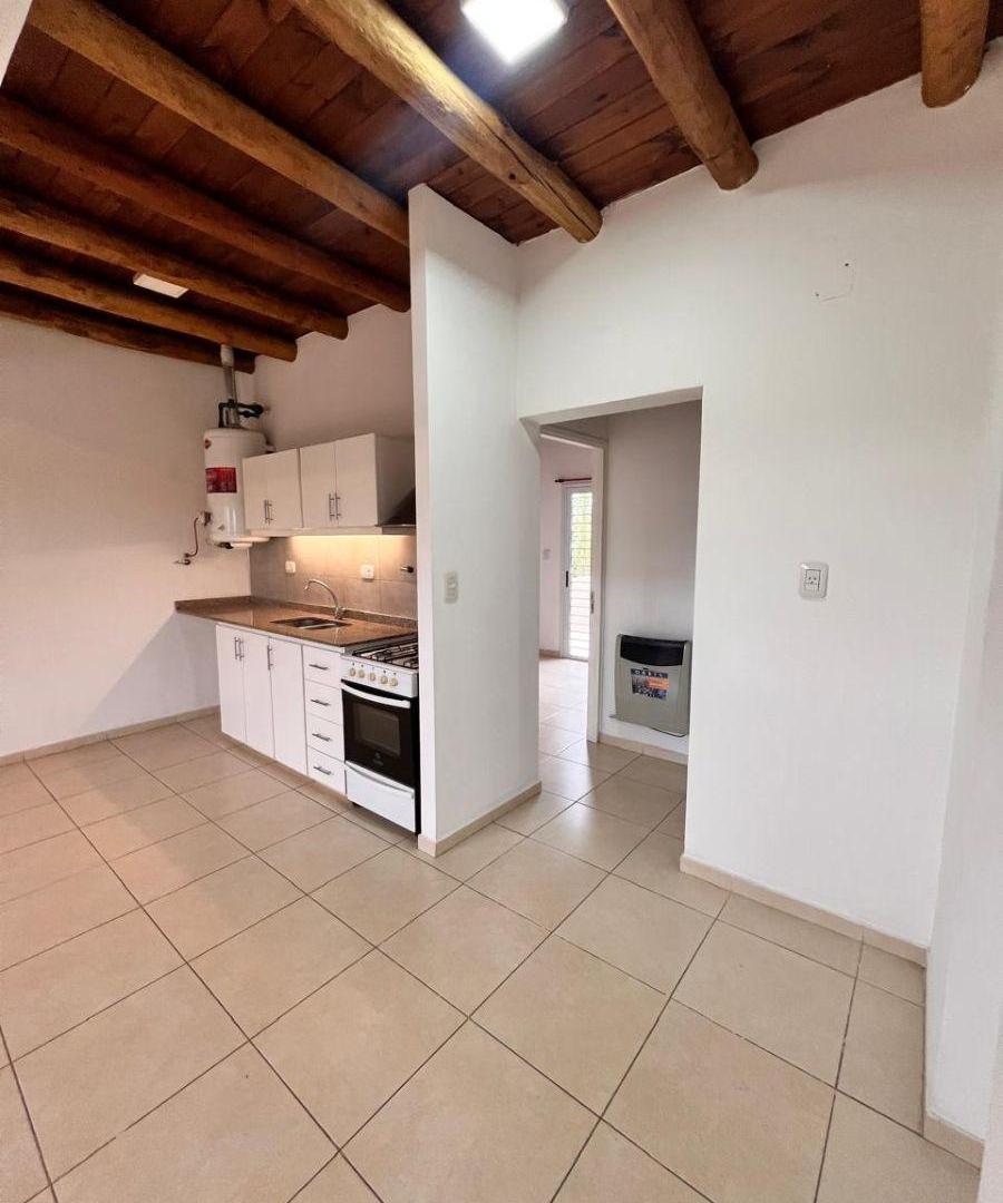 Foto de DEPARTAMENTO EN ALQUILER EN LUJÁN DE CUYO, CALLE GODOY CRUZ, A METROS, imagen 5