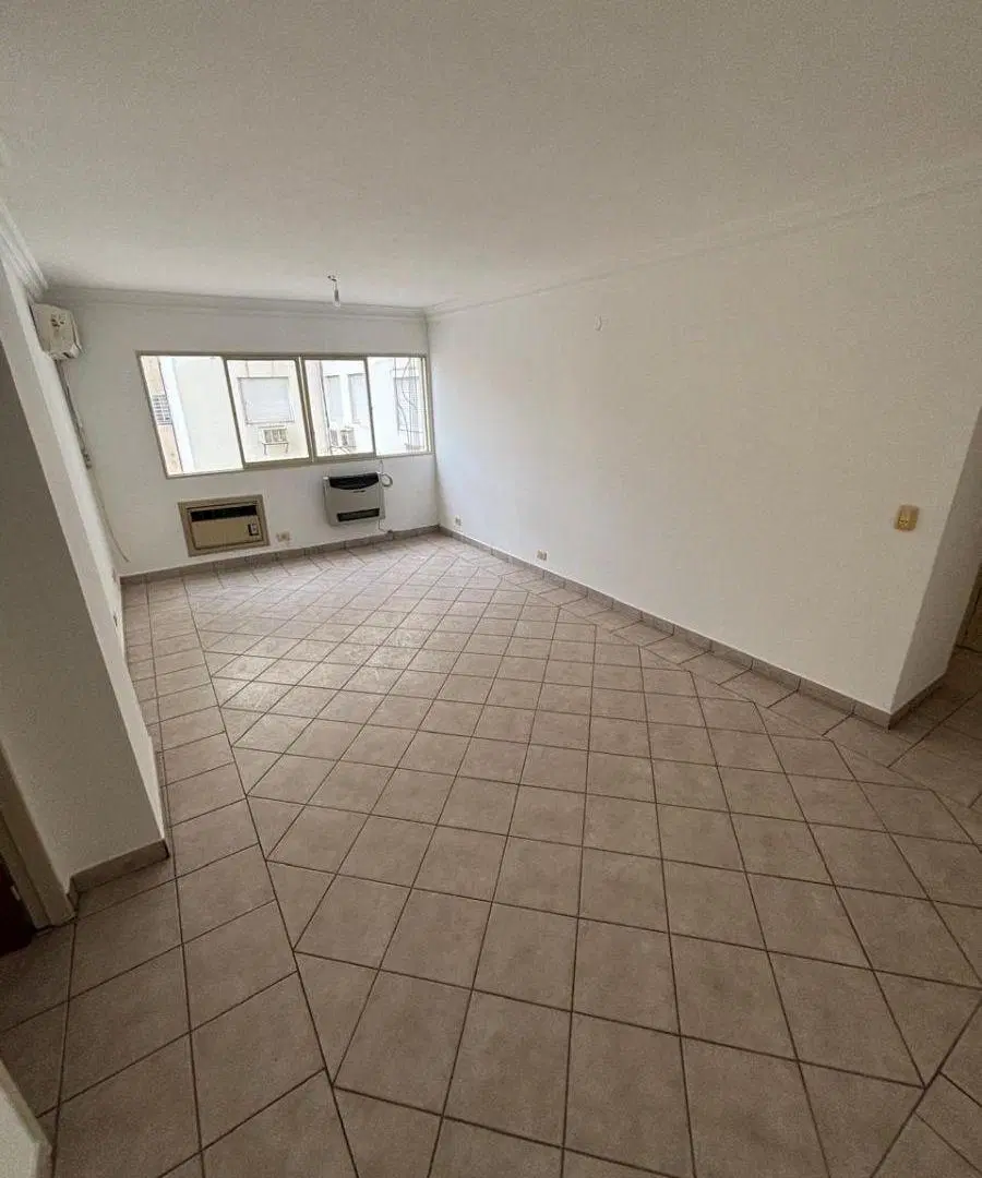 Alquiler en Pleno Centro! Semipiso de 2 Dormitorios, Doble Baño y Lavadero – Av. General Paz 2
