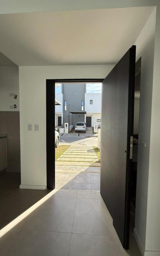 Foto de A ESTRENAR - Duplex tres Dormitorios - Miradores de Manantiales 2, imagen 3